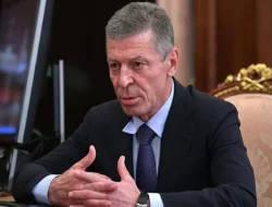 Vladimir Putin Diduga Pecat Ajudan Anti-Perang, Kremlin Beri Klarifikasi