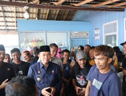 269 Penumpang Kapal Awu-Awu Tertunda di Batulicin